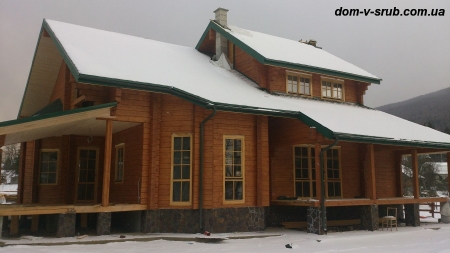 Срубы в процессе строительства_10